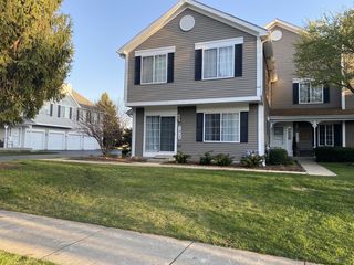 1213 Sandhurst Lane