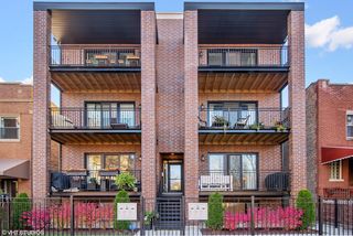 3340 N Lawndale Avenue Unit 3N