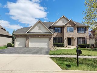 895 Sunrise Drive