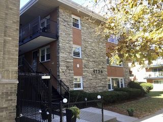4730 N Kenneth Avenue Unit 1E