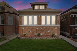 2102 W 71st Street