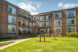 1230 N Western Avenue Unit 201