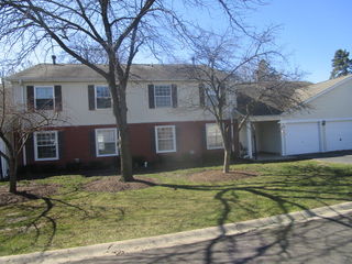675 Greenfield Court Unit D2