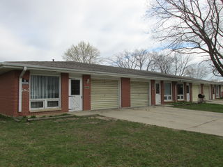 2850 Darrow Lane