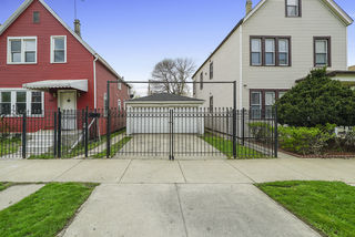 3329 W 37th Place