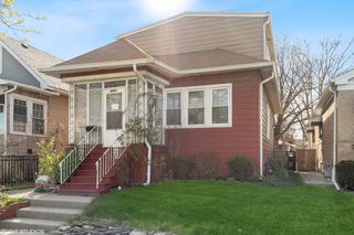 4444 N Cicero Avenue