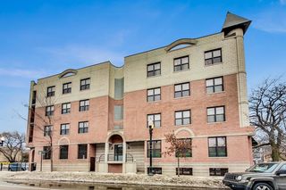 1735 W Lawrence Avenue Unit 3W