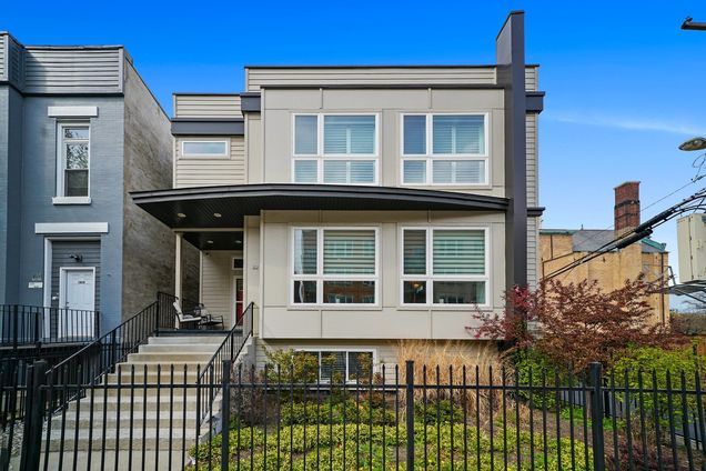 1616 W Warren Boulevard Chicago, IL House Sold - Photo 1 of 40. Opens carousel modal