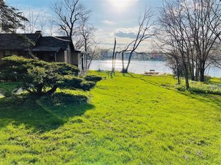 996 Robertson Road