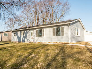 36826 N Grandwood Drive