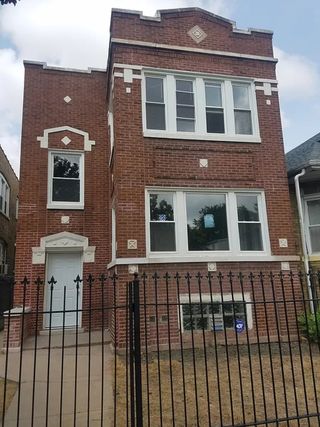 1718 W 71st Street