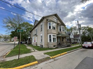 305 Monroe Avenue