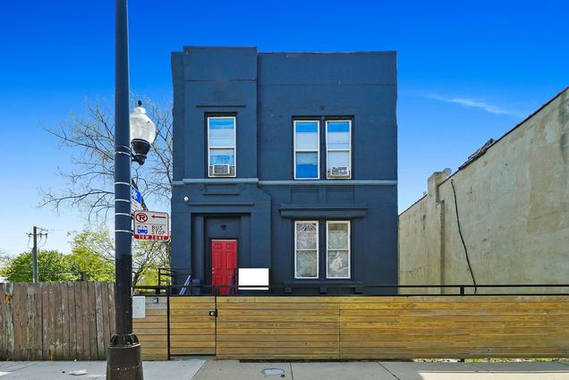 2711 W Jackson Boulevard Chicago, IL Multifamily Sold - Photo 1 of 26. Opens carousel modal