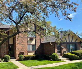 17w662 Kirkland Lane