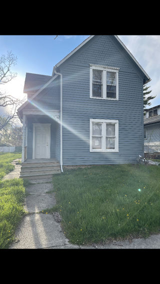 641 S Nelson Avenue