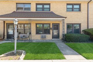 18333 Wentworth Avenue Unit 14