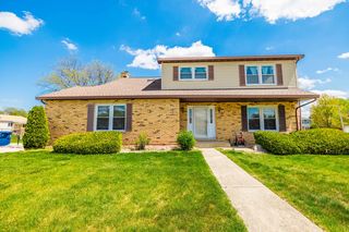 1425 Dennis Place