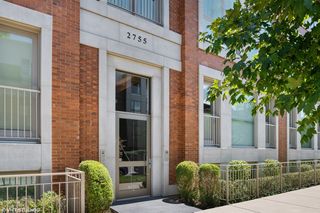 2755 N Lakewood Avenue Unit 2N