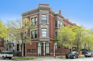 1457 W School Street Unit 3