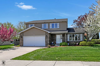 18704 London Lane