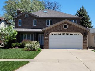 2271 Eastview Drive
