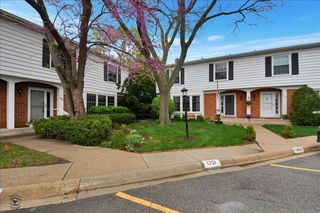 1701 Colonial Lane