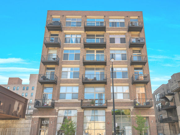 1528 S Wabash Avenue Unit 510 Chicago, IL Condo Sold - Photo 1 of 26. Opens carousel modal