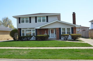5633 W 99th Place