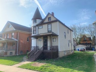 5823 W Ohio Street
