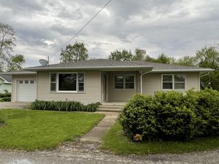 723 E Raymond Road