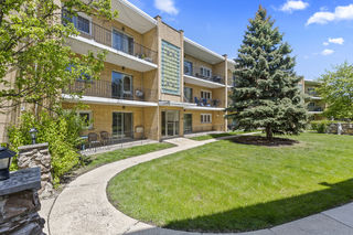 10332 S Pulaski Road Unit 206