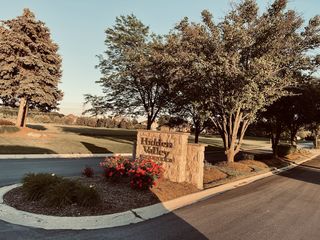 16040 Wildwood Lane