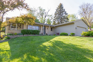 1435 Surrey Lane