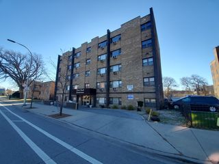 7854 S South Shore Drive Unit 512