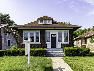8 Webb Street