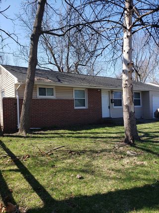 1203 W Bradley Avenue
