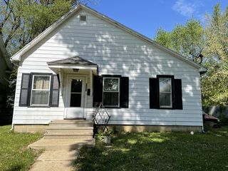 1207 N Walnut Street