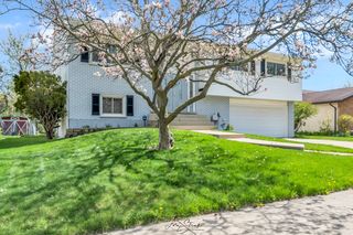 1043 S Finley Road