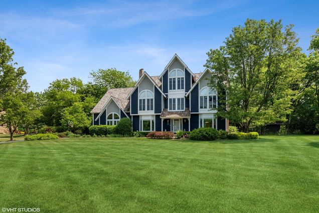 10 Seneca Avenue W Hawthorn Woods, IL House Sold - Photo 1 of 23. Opens carousel modal