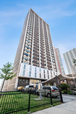 6145 N Sheridan Road Unit 26A