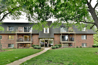 447 Cavalier Court Unit 2-5