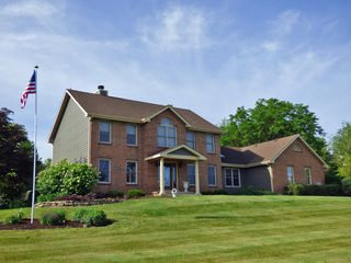 42w017 Oak Hill Drive