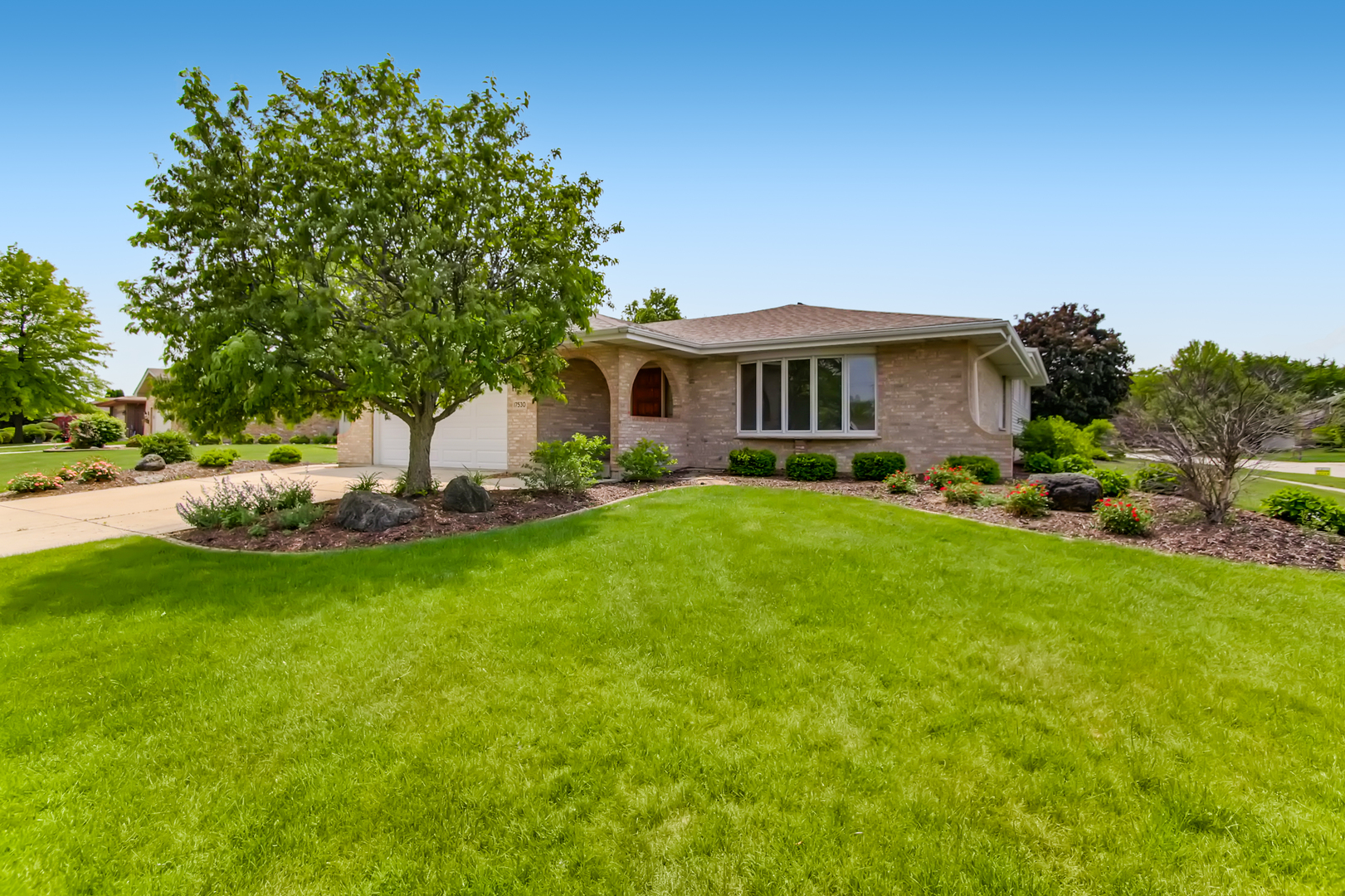 17530 NAVAJO TRCE  