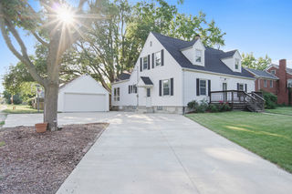 607 N Center Street