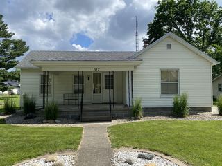 107 W 6th Street