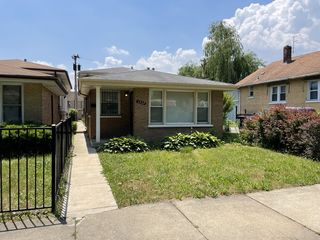 1337 W 112th Place