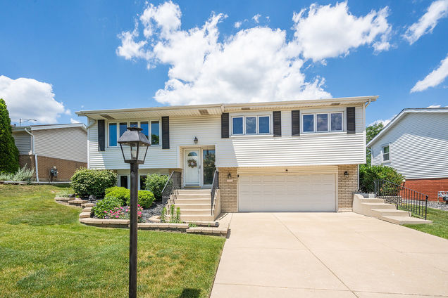 8930 Barberry Lane Hickory Hills, IL House Sold - Photo 1 of 25. Opens carousel modal