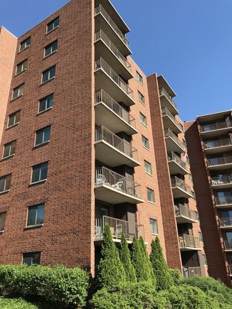 1 Bloomingdale Place Unit 301 Bloomingdale, IL Condo Sold - Photo 1 of 19. Opens carousel modal