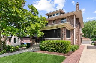 2138 W 109th Street