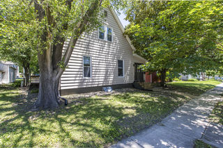 1407 N Oak Street
